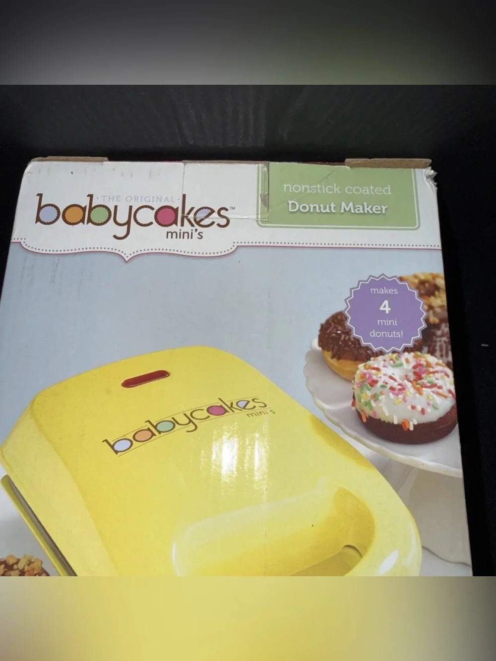 Babycakes Mini's Nonstick Coated Donut Maker #DNM-30 [Yellow] *NEW*
